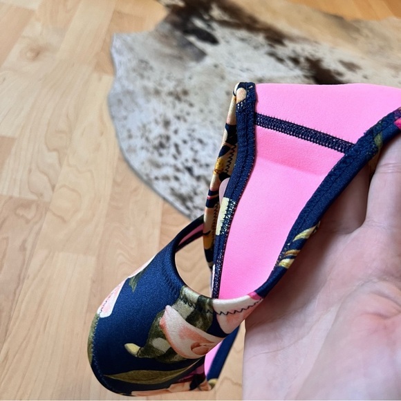 TRIANGL Navy Confetti Garden Neoprene Bikini Bottom Size‎ Small - Picture 6 of 7